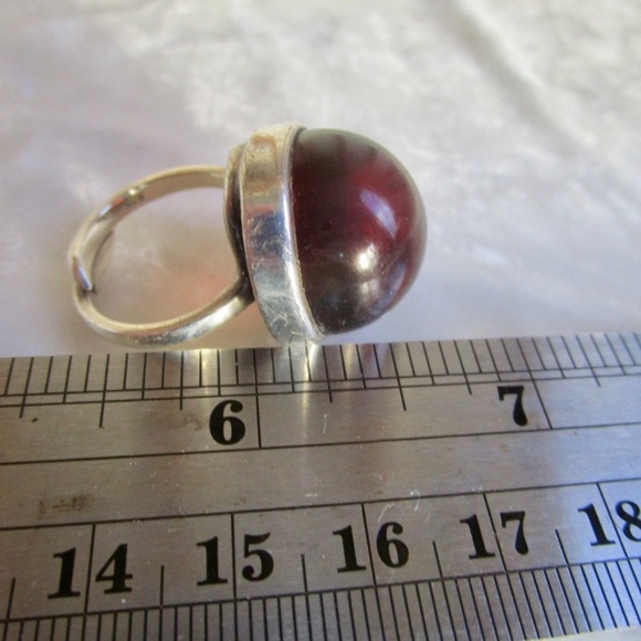 big Baltic amber ring, bezel set, adjustable (currently 7), sterling, vintage - Picture 6 of 9